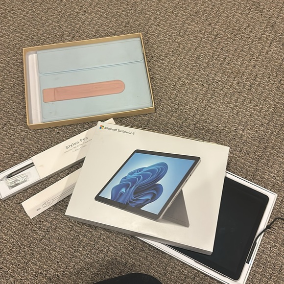 Microsoft surface go 3 - Picture 3 of 3